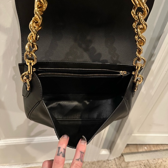 Versace Black Leather La Medusa Chain Shoulder Bag - Picture 9 of 16